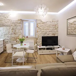 apartment-white-stone-diocletian-palace.splithotels.org/
